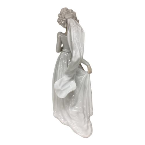 LLADRO (リヤドロ) フィギュリン ヨゴレ有 05903 花嫁