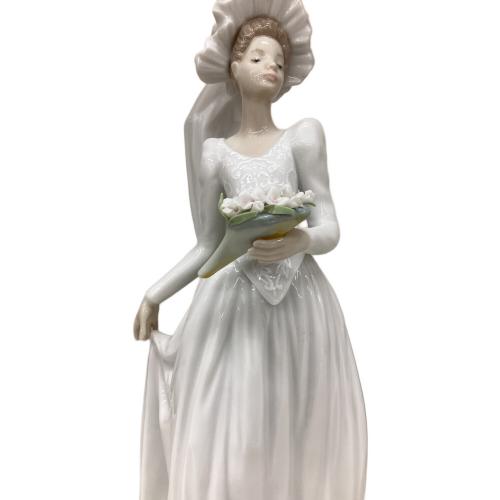 リヤドロ　花嫁 LLADRO (リヤドロ) フィギュリン ヨゴレ有 05903 花嫁｜トレファクONLINE