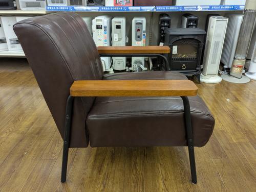 ニトリ 1人掛けソファー (Nシールド ステイン2KD DBR)