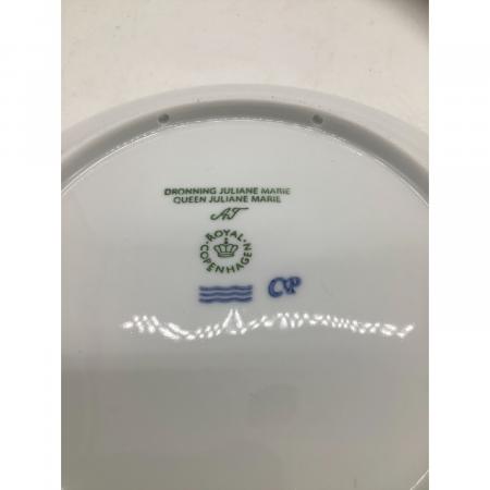 ROYAL COPENHAGEN (ロイヤル・コペンハーゲン) イヤープレート2025年