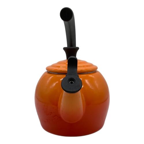 LE CREUSET (ルクルーゼ) ホーローケトル 1.1L オレンジ