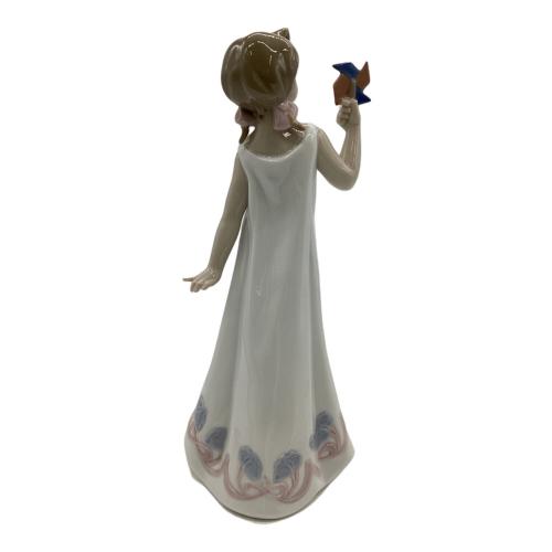 LLADRO (リヤドロ) フィギュリン かざぐるま 6552