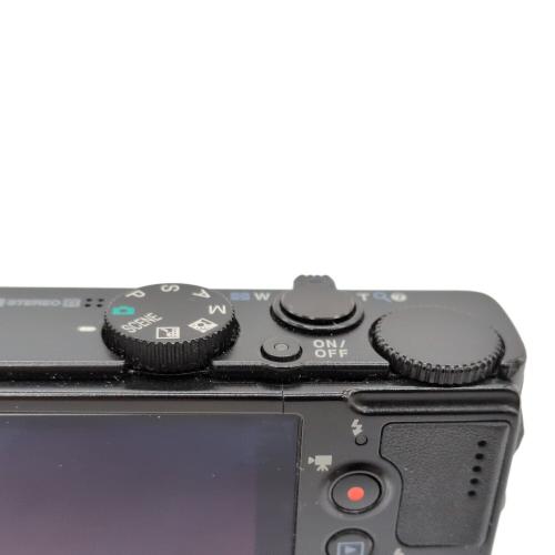 Nikon(ニコン) コンパクトデジタルカメラ COOLPIX P300｜トレファクONLINE