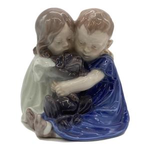 ROYAL COPENHAGEN (ロイヤル・コペンハーゲン) フィギュリン 子供と犬 707 B級品