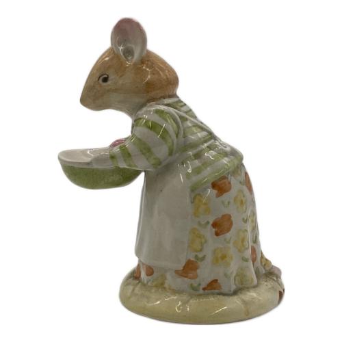 ROYAL DOULTON (ロイヤルドルトン) フィギュリン MRS.TOADFLAX DBH11