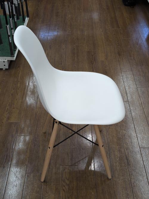 Herman Miller(ハーマンミラー) イームズプラスチックシェルサイドチェア(ホワイト&メープル)