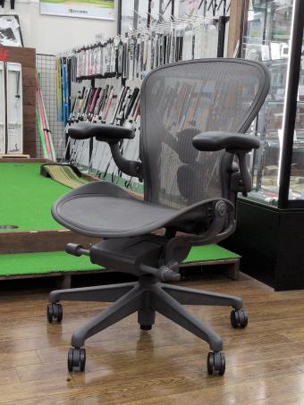 Herman Miller(ハーマンミラー) アーロンチェア リマスタード グラファイト B-ミディアム