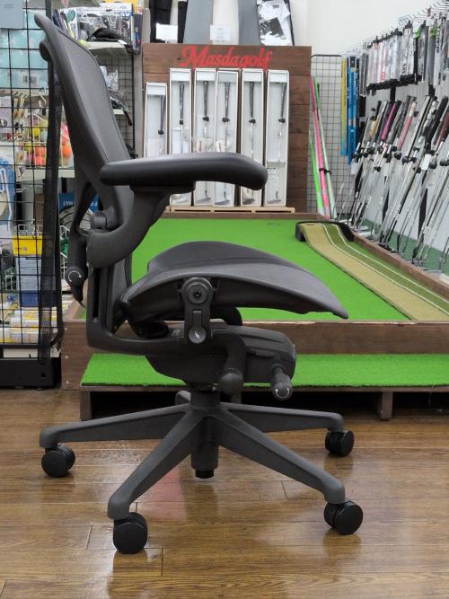 Herman Miller(ハーマンミラー) アーロンチェア リマスタード グラファイト B-ミディアム
