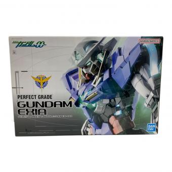 BANDAI (バンダイ) PG 1/60 ガンダムエクシア プラモデル ガンプラ 5063057