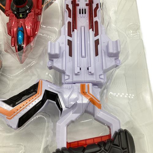 BANDAI（バンダイ）快盗戦隊ルパンレンジャーVS警察戦隊パトレンジャー -VS MEMORIAL SET-