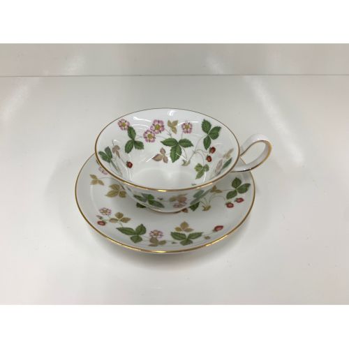 Wedgwood (ウェッジウッド) カップ&ソーサー 未使用品 ワイルドストロベリー