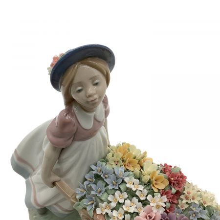 LLADRO (リヤドロ) フィギュリン 可愛いお花屋さん LLADRO｜トレファク