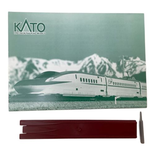 KATO (カトー) Nゲージ E6系新幹線「こまち」 基本セット（3両）　動作確認済み