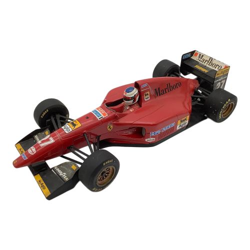 モデルカー ミニチャンプス 1/18 マルボロ フェラーリ