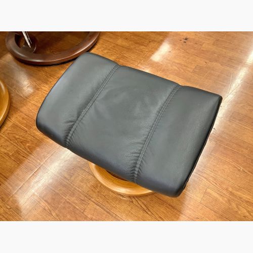 Ekornes (エコーネス) ストレスレスチェア ブラック オットマン・スイングテーブル付