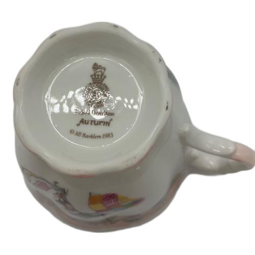 ROYAL DOULTON (ロイヤルドルトン) ブランベリーヘッジ カップ&ソーサー