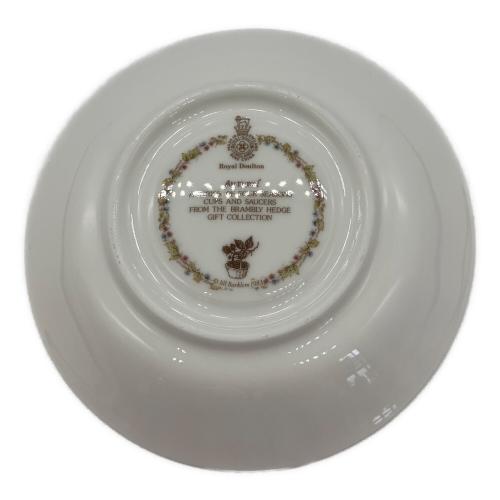 ROYAL DOULTON (ロイヤルドルトン) ブランベリーヘッジ カップ&ソーサー