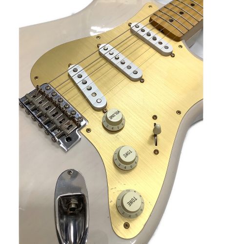 FENDER JAPAN (フェンダージャパン) エレキギター ST57 ストラトキャスター 動作確認済み 2002-2004年製造 Crafted in Japan Ｑ072061