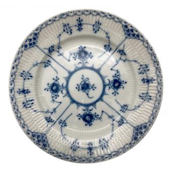 ROYAL COPENHAGEN (ロイヤル・コペンハーゲン) 19cmプレート ブルーフルーテッド・ハーフレース