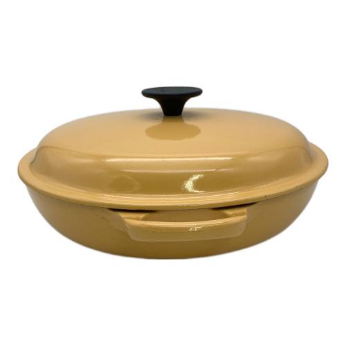 LE CREUSET (ルクルーゼ) 両手鍋 サフランイエロー ビュッフェキャセロール 26cm