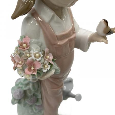 LLADRO (リヤドロ) 置物 小鳥と話す少女｜トレファクONLINE