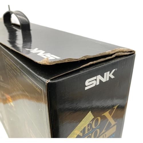 snk (エスエヌケー) NEO GEO X GOLD LIMITED EDITION