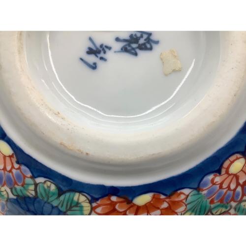 有田焼 (アリタヤキ) 花瓶 錦彩窯 染錦萄園景図