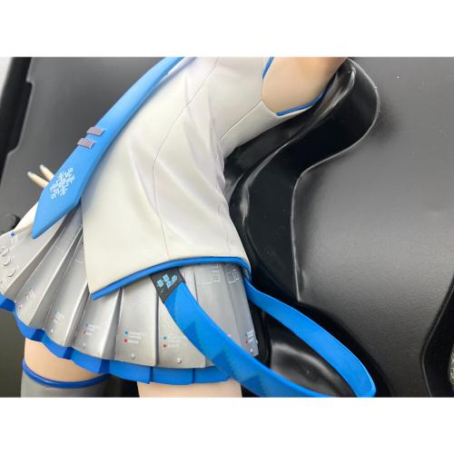 FREEing キャラクター・ボーカル・シリーズ01 初音ミク SNOW MIKU 1/4スケール PVC製塗装済み完成品フィギュア