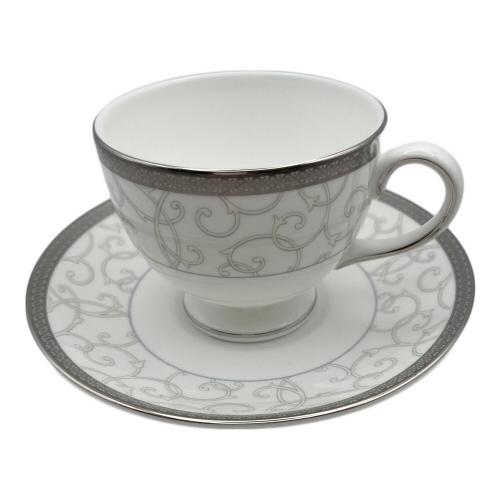 Wedgwood (ウェッジウッド) カップ&ソーサー セレスティアル・ゴールド&プラチナ