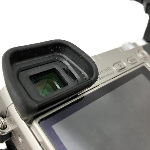 SONY (ソニー) ミラーレス一眼カメラ α6000 ※動作未確認