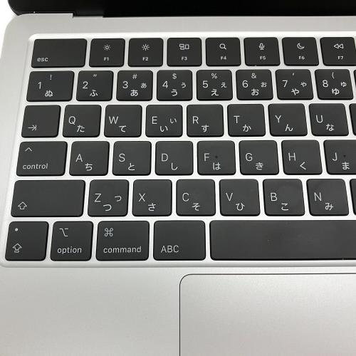 Apple (アップル) MacBook Air M4 2025 A3240 バッテリ状態100％/@ 13.6インチ