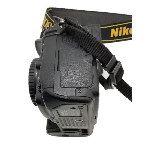 Nikon (ニコン) デジタル一眼レフカメラ D300 ■