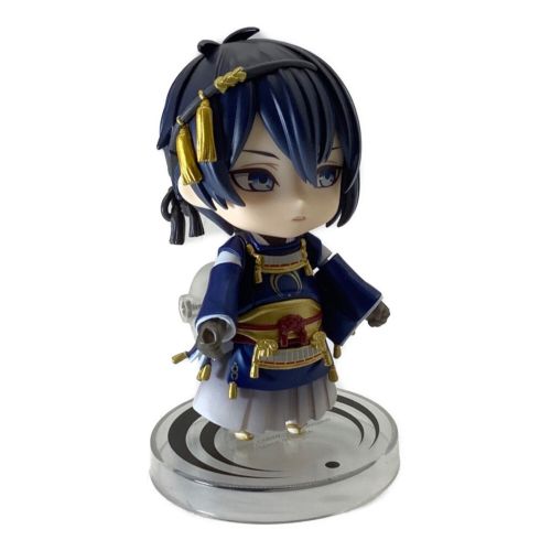 刀剣乱舞 (トウケンランブ) フィギュア 三日月宗近 ねんどろいど