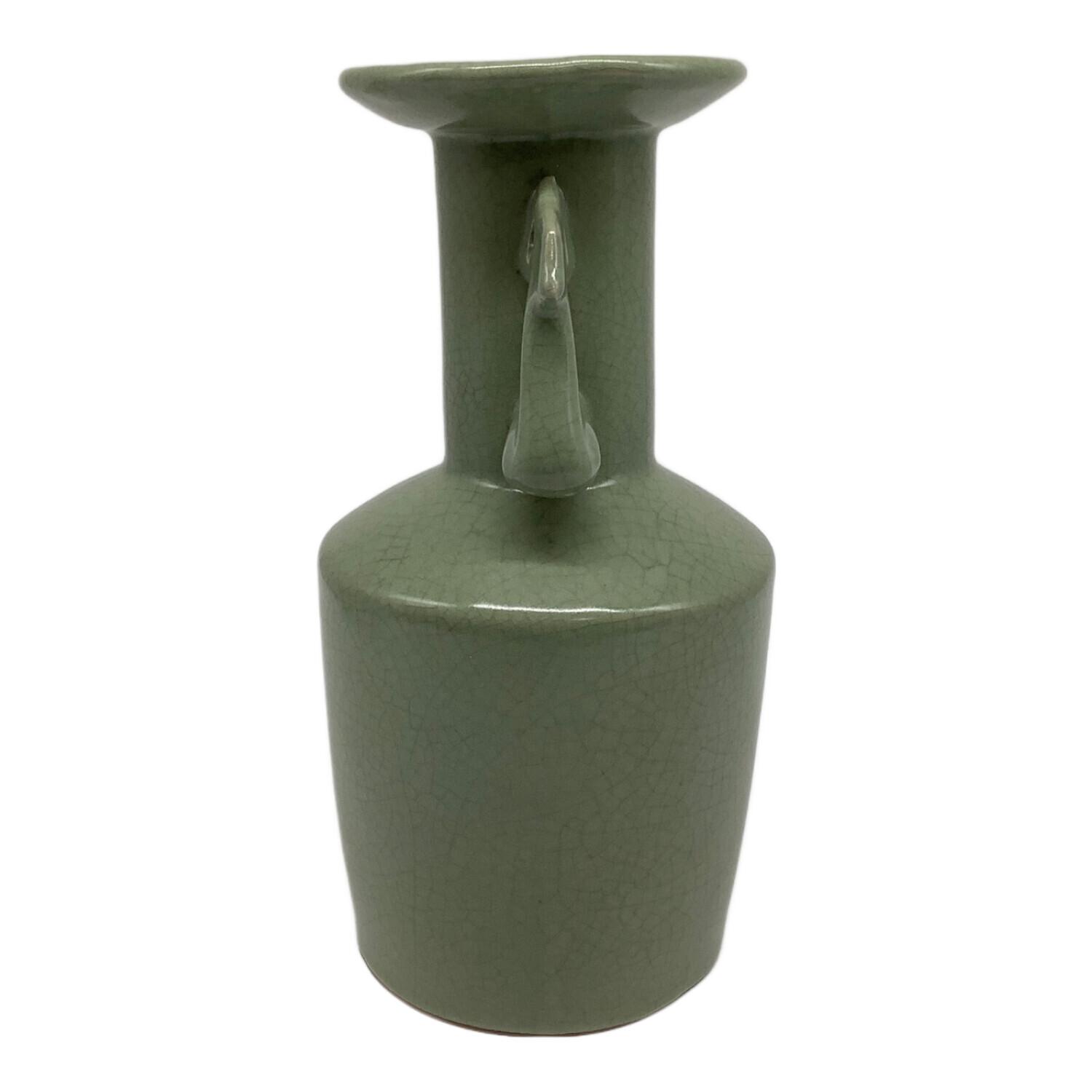 青磁　耳付花瓶 中国青磁耳付花瓶｜トレファクONLINE