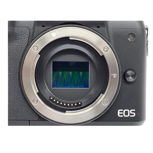 CANON (キヤノン) ミラーレス一眼カメラ EOS KISS M レンズ:EF-M 18-150mm