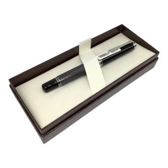 Pelikan (ペリカン) 万年筆 ブラックストライプF M805 スーベレーン