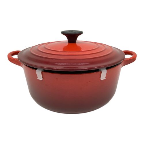 LE CREUSET (ルクルーゼ) 両手鍋 20cm レッド