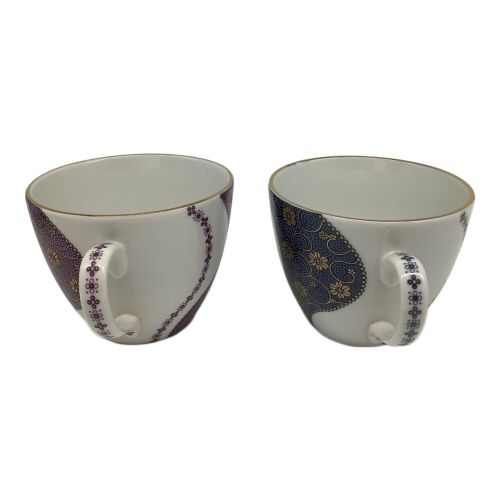 九谷焼 (クタニヤキ) ティーカップ&ソーサー 色違い 吉右衛門窯 2Pセット