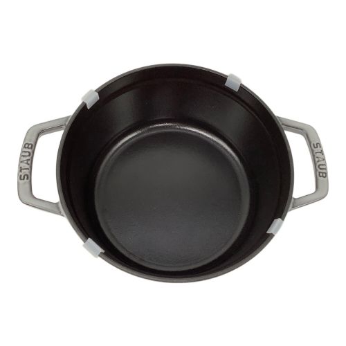 Staub (ストウブ) 両手鍋 ピコ・ココット ラウンド グレー 22cm