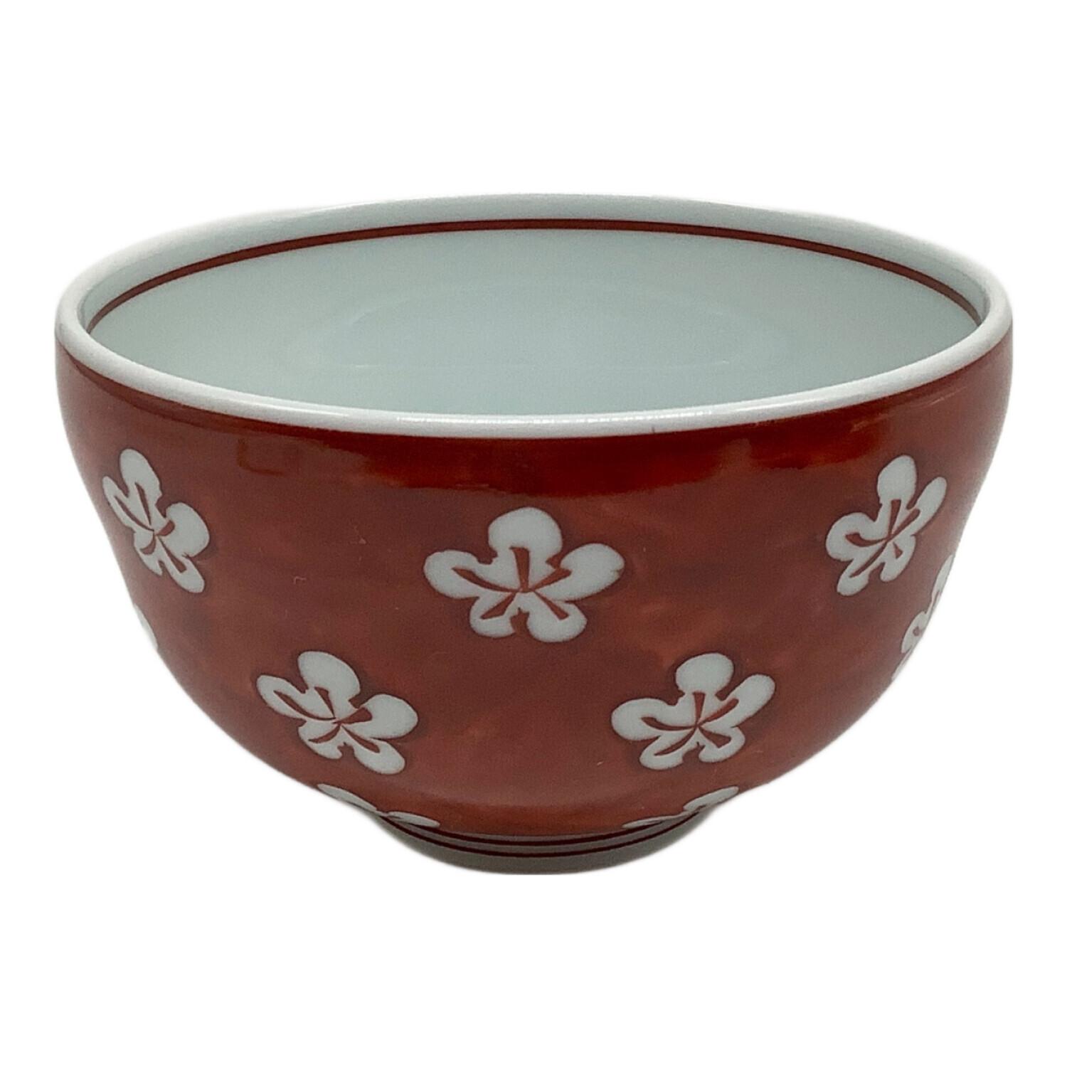 有田焼 (アリタヤキ) 茶碗 赤絵梅紋 源右衛門窯｜トレファクONLINE