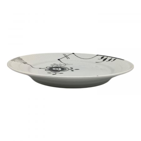 【MT様検討中】ロイヤルコペンハーゲン ブラックフルーテッド メガプレート2枚 MT様検討中】ロイヤルコペンハーゲン ブラックフルーテッド メガ