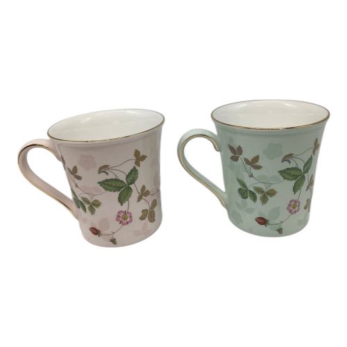 Wedgwood (ウェッジウッド) カップ＆ボウルセット カップ・ボウルS 各2 色違い ワイルドストロベリー 4Pセット