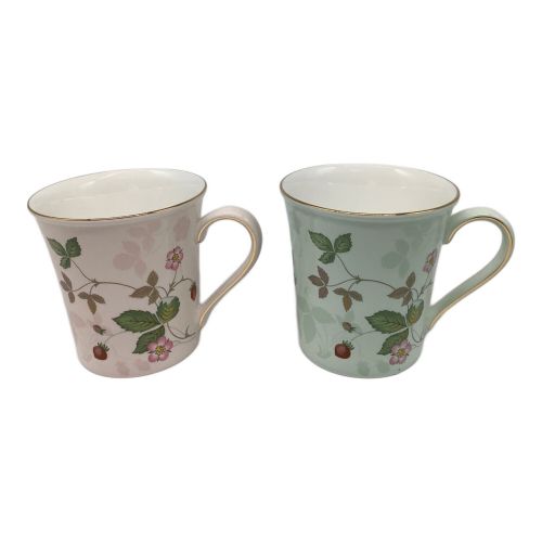 Wedgwood (ウェッジウッド) カップ＆ボウルセット カップ・ボウルS 各2 色違い ワイルドストロベリー 4Pセット
