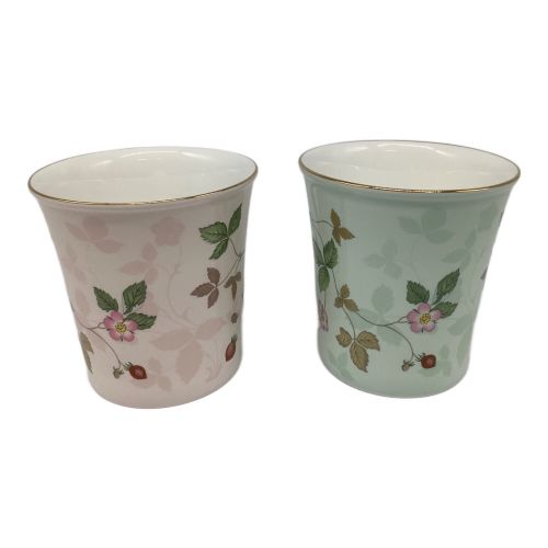 Wedgwood (ウェッジウッド) カップ＆ボウルセット カップ・ボウルS 各2 色違い ワイルドストロベリー 4Pセット