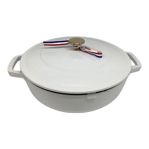 Staub (ストウブ) ブレイザー・ソテーパン SIZE 24cm ホワイト