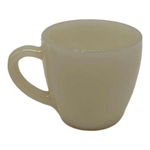 Fire King (ファイヤーキング) カップ&ソーサー ミルクガラス USD 1948年　1969年 アイボリー ※刻印が無いデザインシリーズ ジェーンレイ