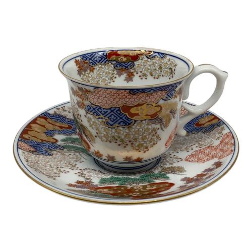 有田焼 (アリタヤキ) カップ&ソーサー 其泉窯 春秋文