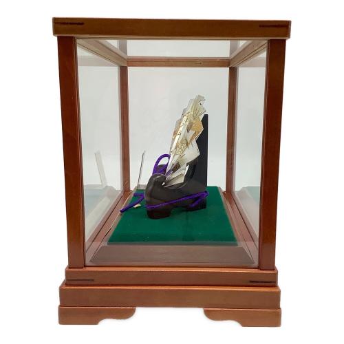 末廣 秀雄作 純銀仕上 扇子 松竹梅 高さ5寸 ※変色有・企業名有