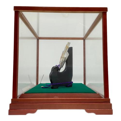 末廣 秀雄作 (スエヒロ ヒデオ) 純銀仕立 扇子 松竹梅 7寸 ※変色有・企業名有