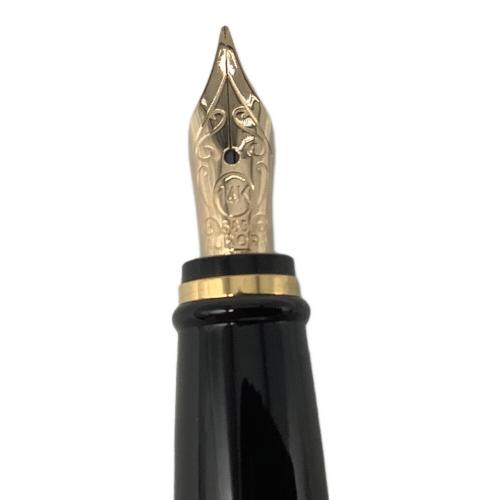 AURORA (アウロラ) 万年筆 ブラック B12 イプシロン